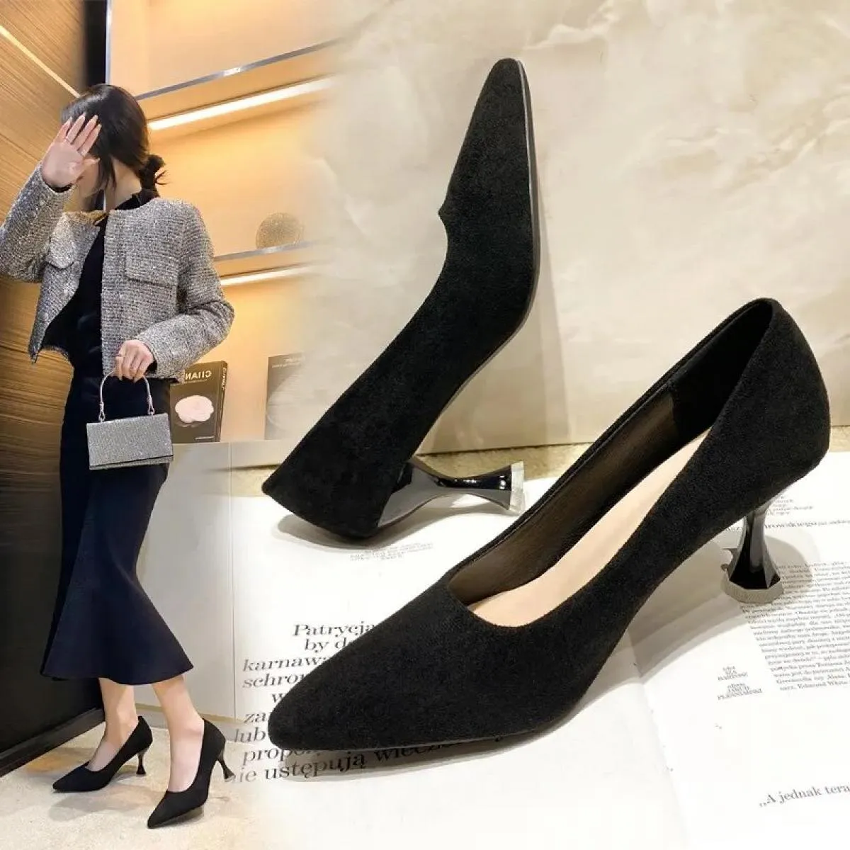 2024 nuove scarpe alla moda di grandi dimensioni comode scarpe con tacco alto scarpe a punta con bocca superficiale pompe tacco