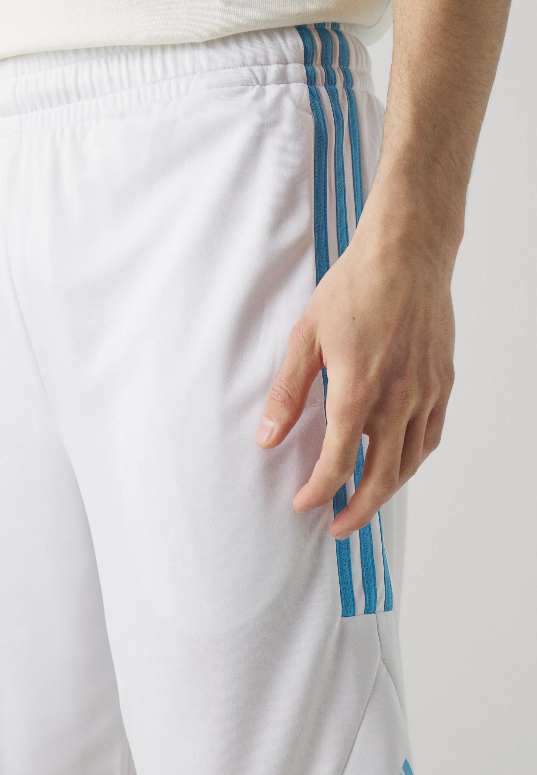 3 STRIPES - Pantaloncini sportivi