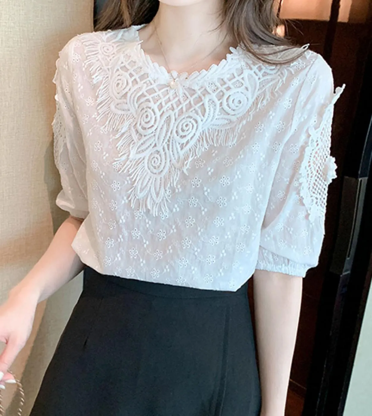 Abiti in chiffon Camicetta in chiffon Camicia in chiffon Abiti in pizzo Top in chiffon Bianco estivo