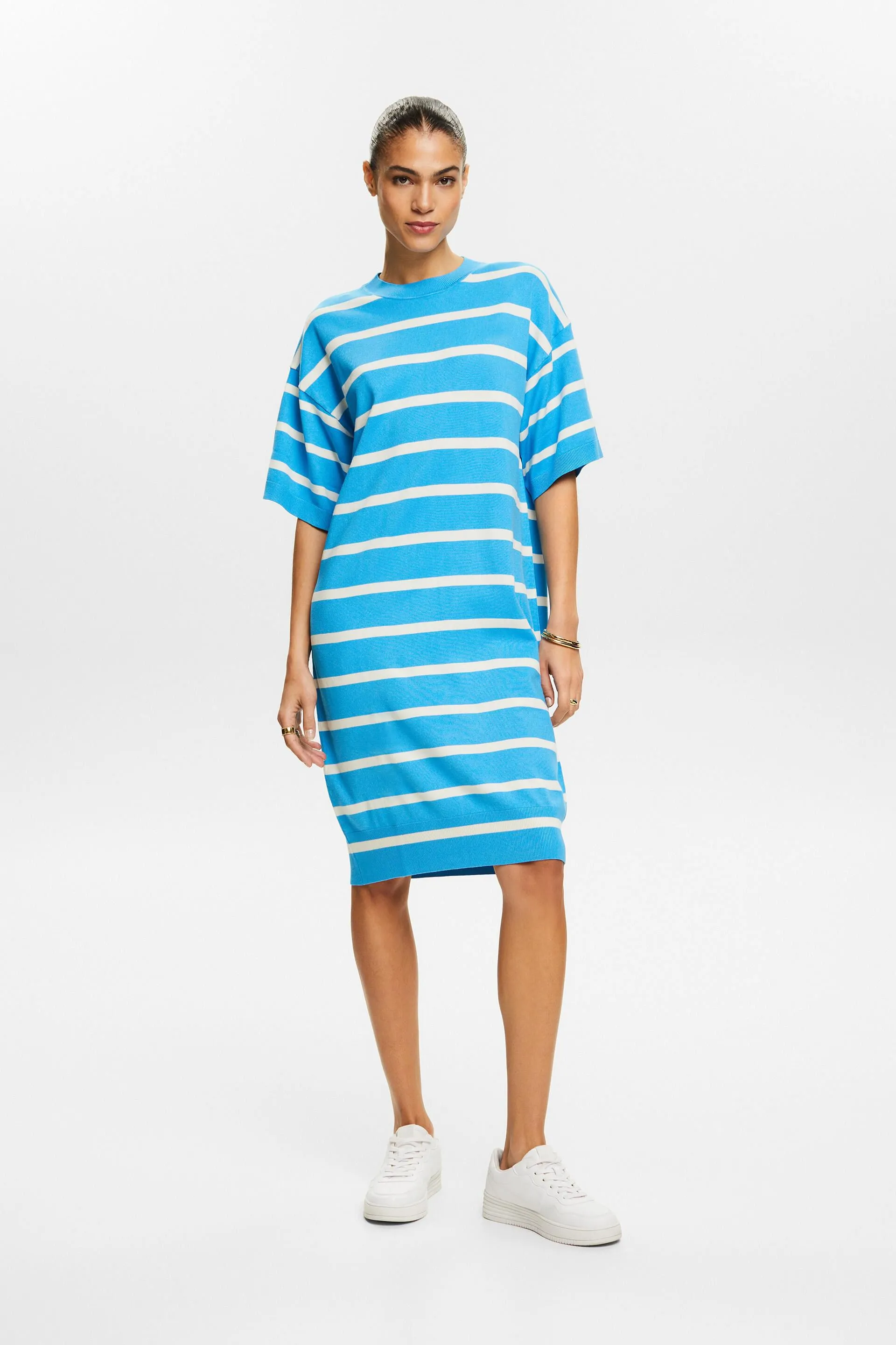 Abito oversize in maglia a righe