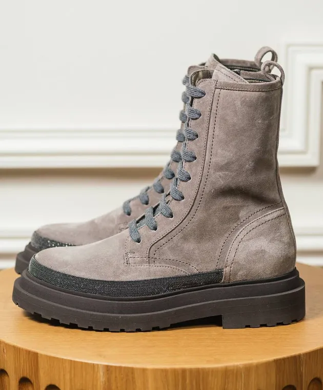 Brunello Cucinelli Stivali in camoscio marrone con catena monil MZSFG2767