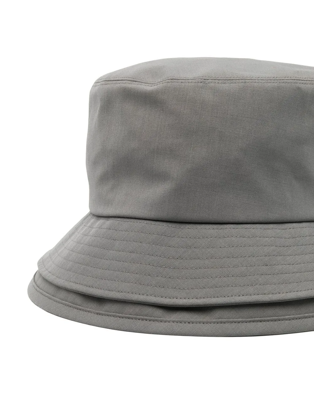 cappello a secchiello