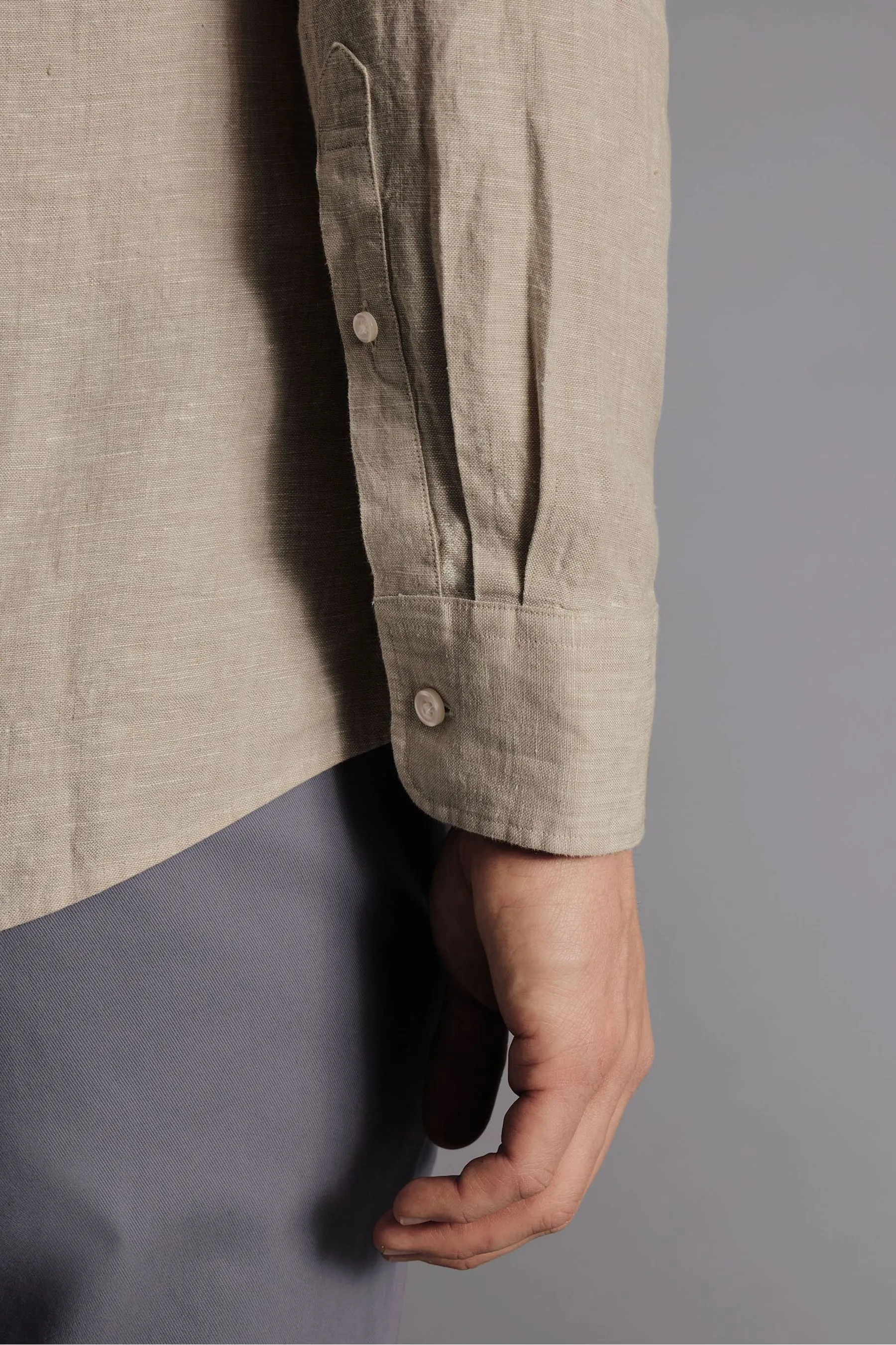 Charles Tyrwhitt - Camicia ripiegabile con logo impermeabile