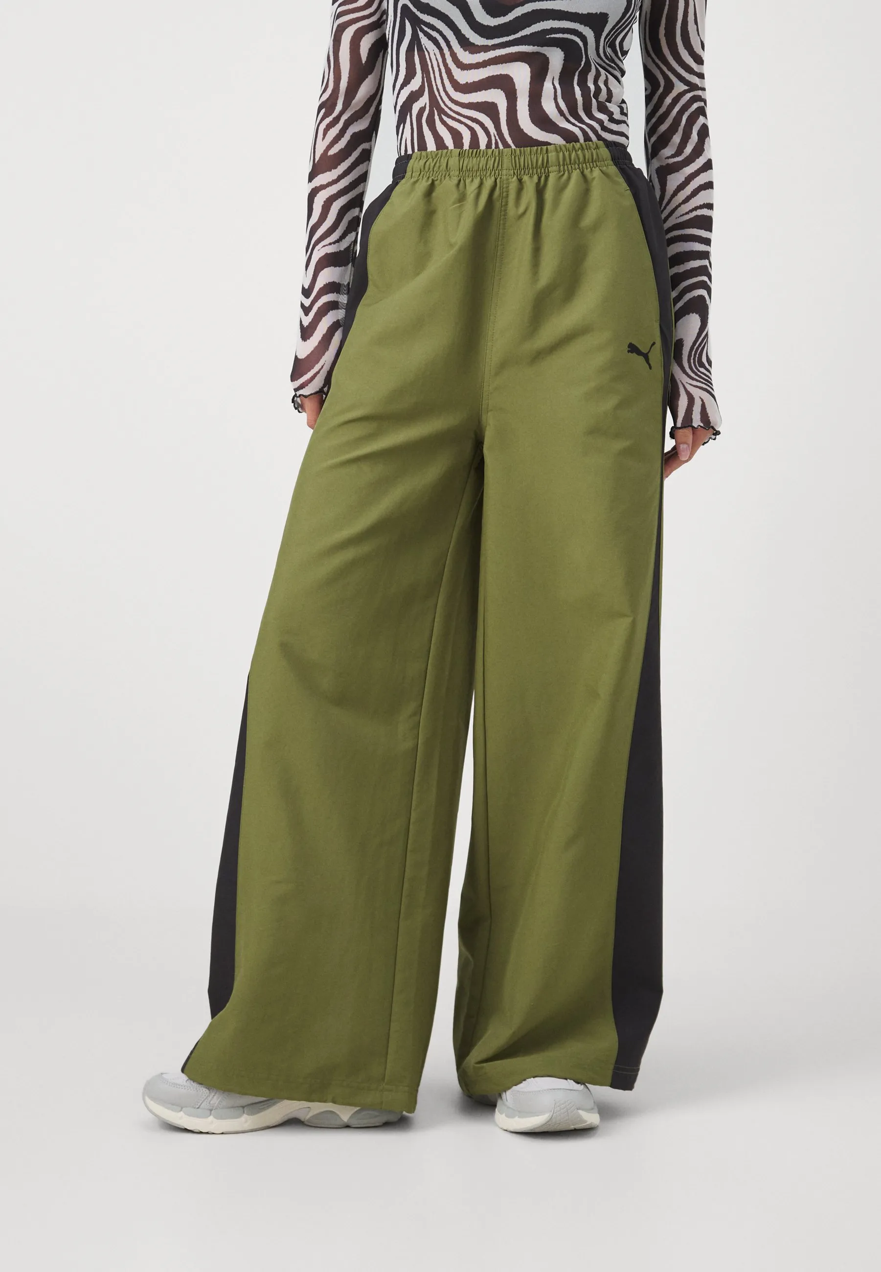 DARE TO RELAXED PARACHUTE PANTS  - Pantaloni sportivi