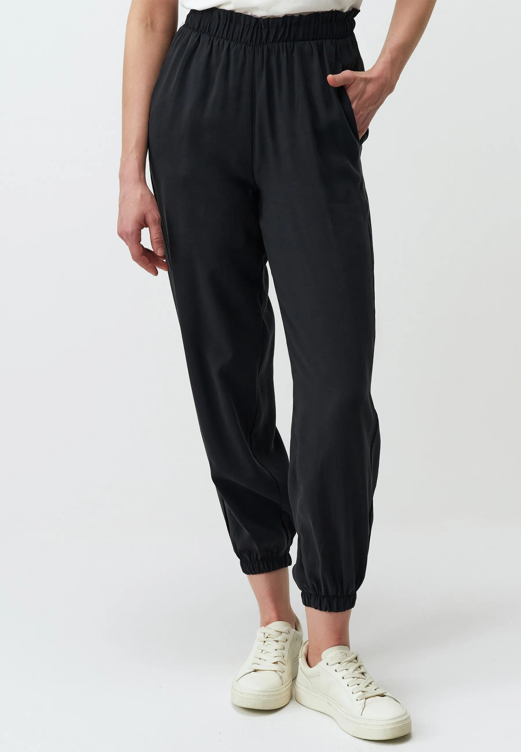 ELASTIC WAIST NARROW LEG WITH POCKETS - Pantaloni sportivi