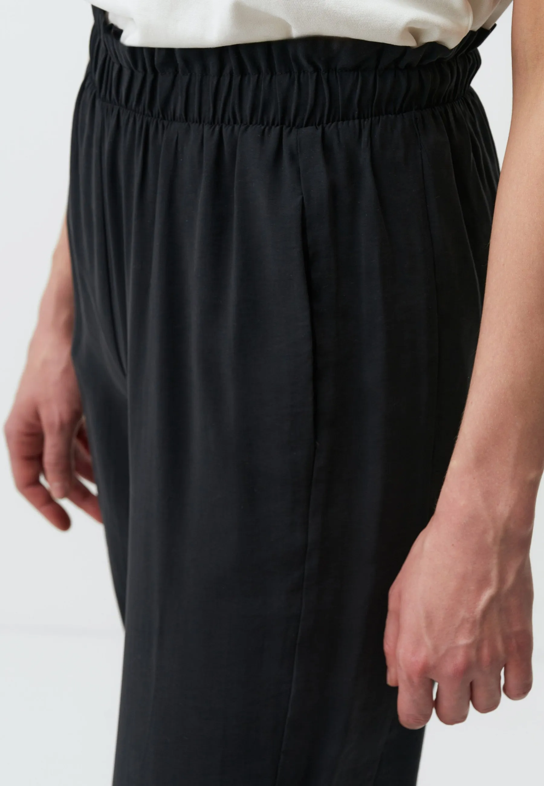 ELASTIC WAIST NARROW LEG WITH POCKETS - Pantaloni sportivi