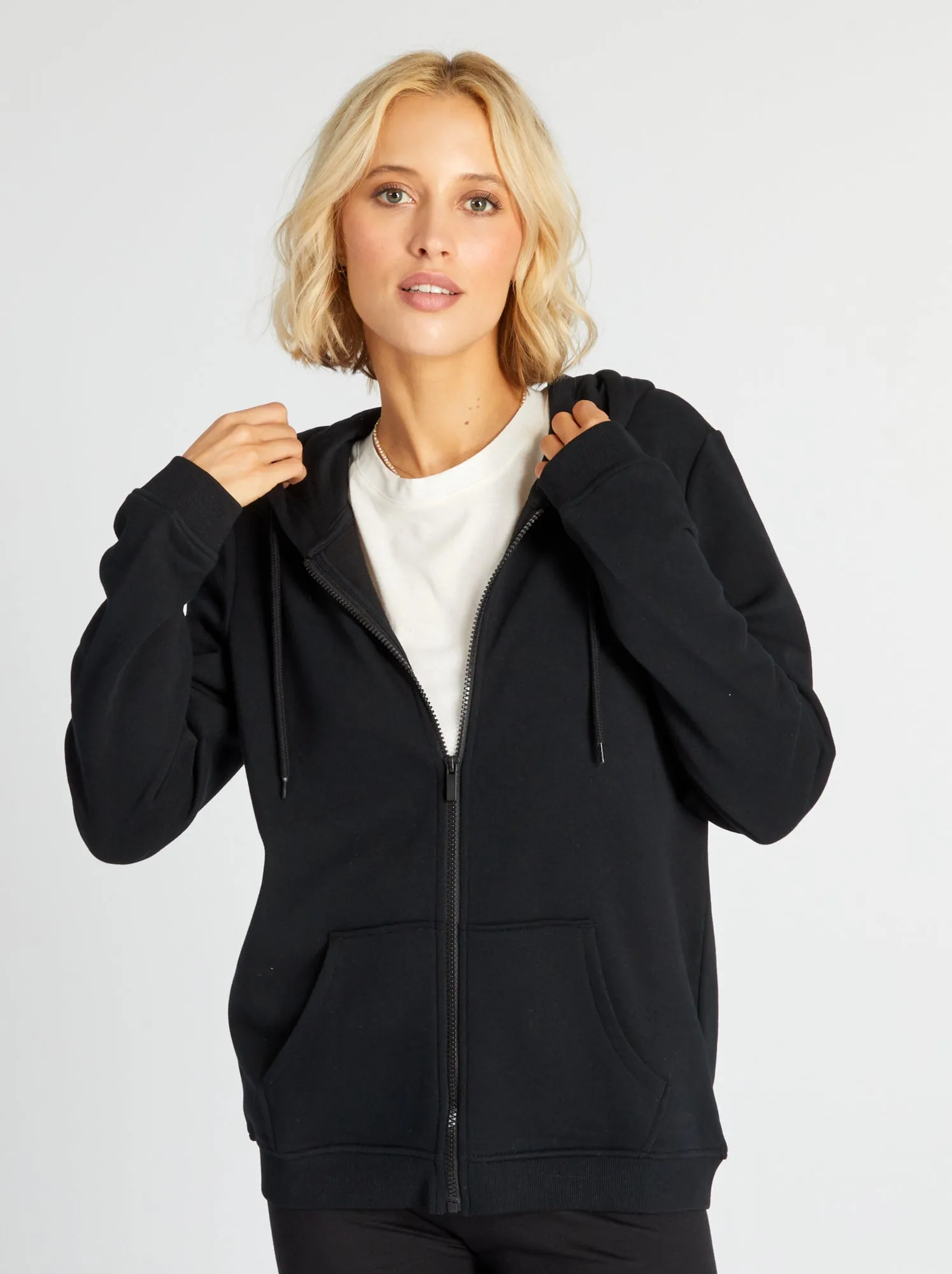 Felpa con zip e cappuccio - nero