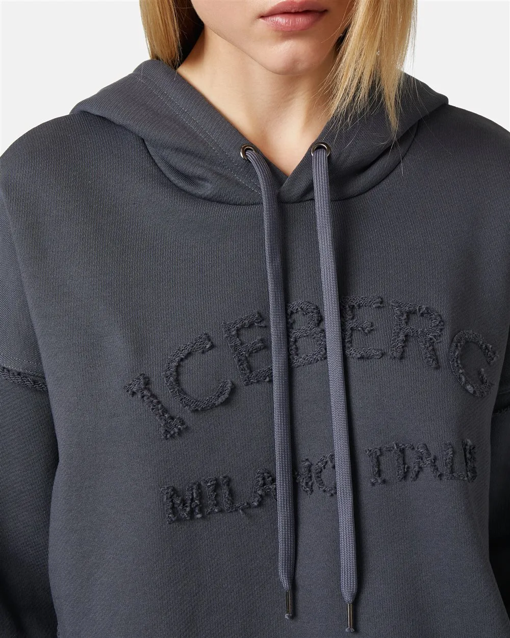 Felpa crop con cappuccio