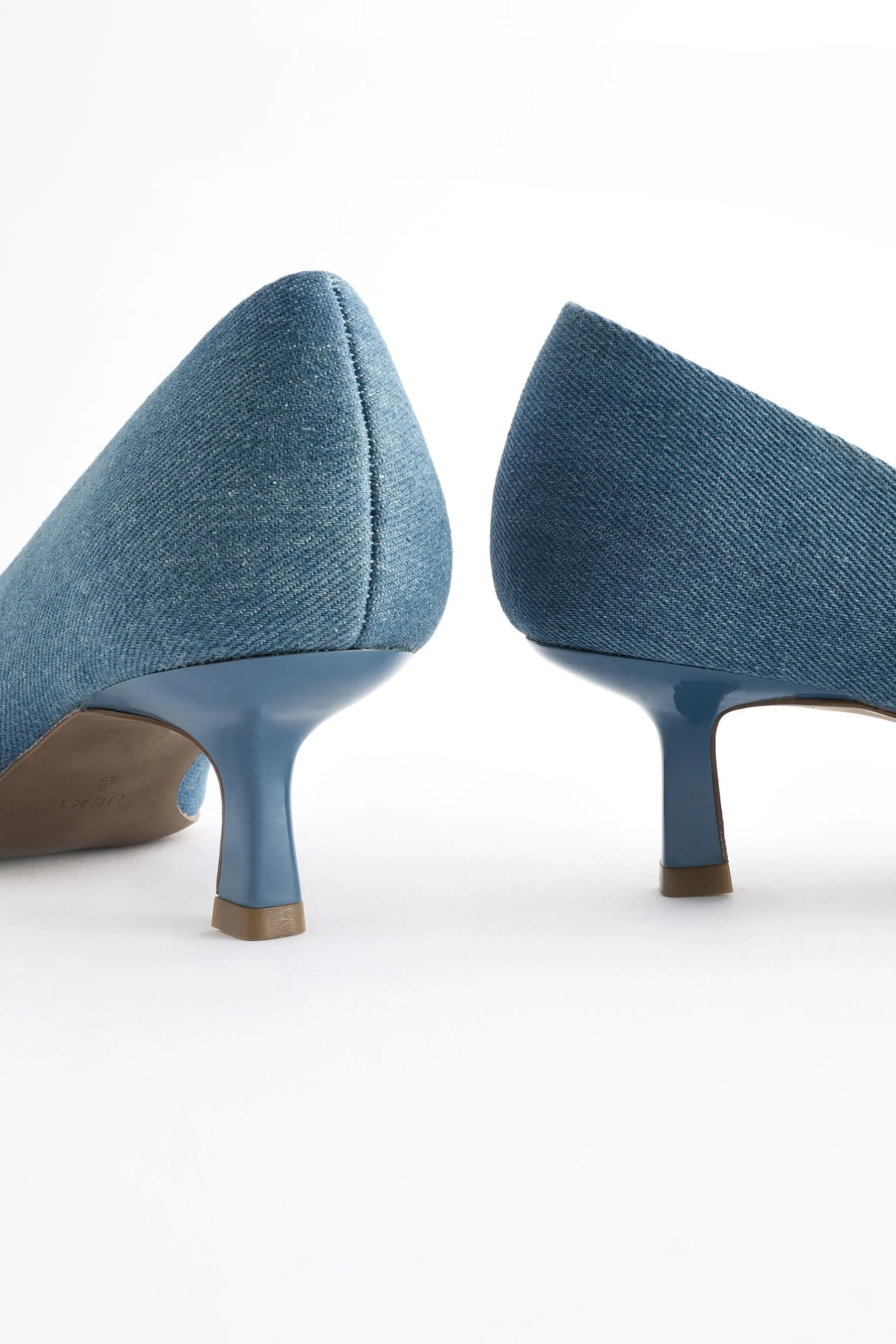 Forever Comfort - Scarpe con tacco a rocchetto e finiture con gioielli