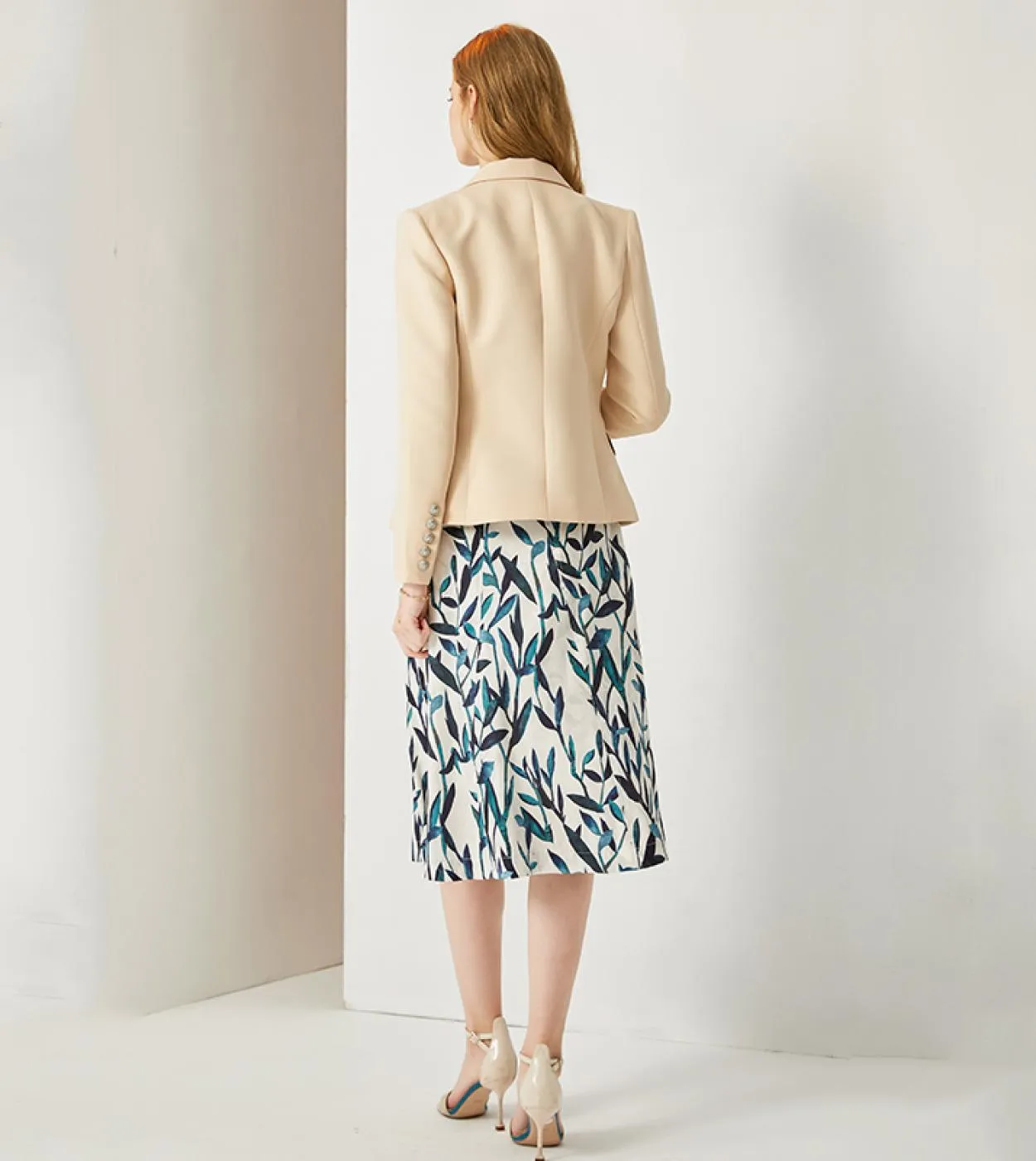 Giacche beige tinta unita design primavera autunno Blazer doppiopetto con bottoni skinny fit Blazer di alta qualità