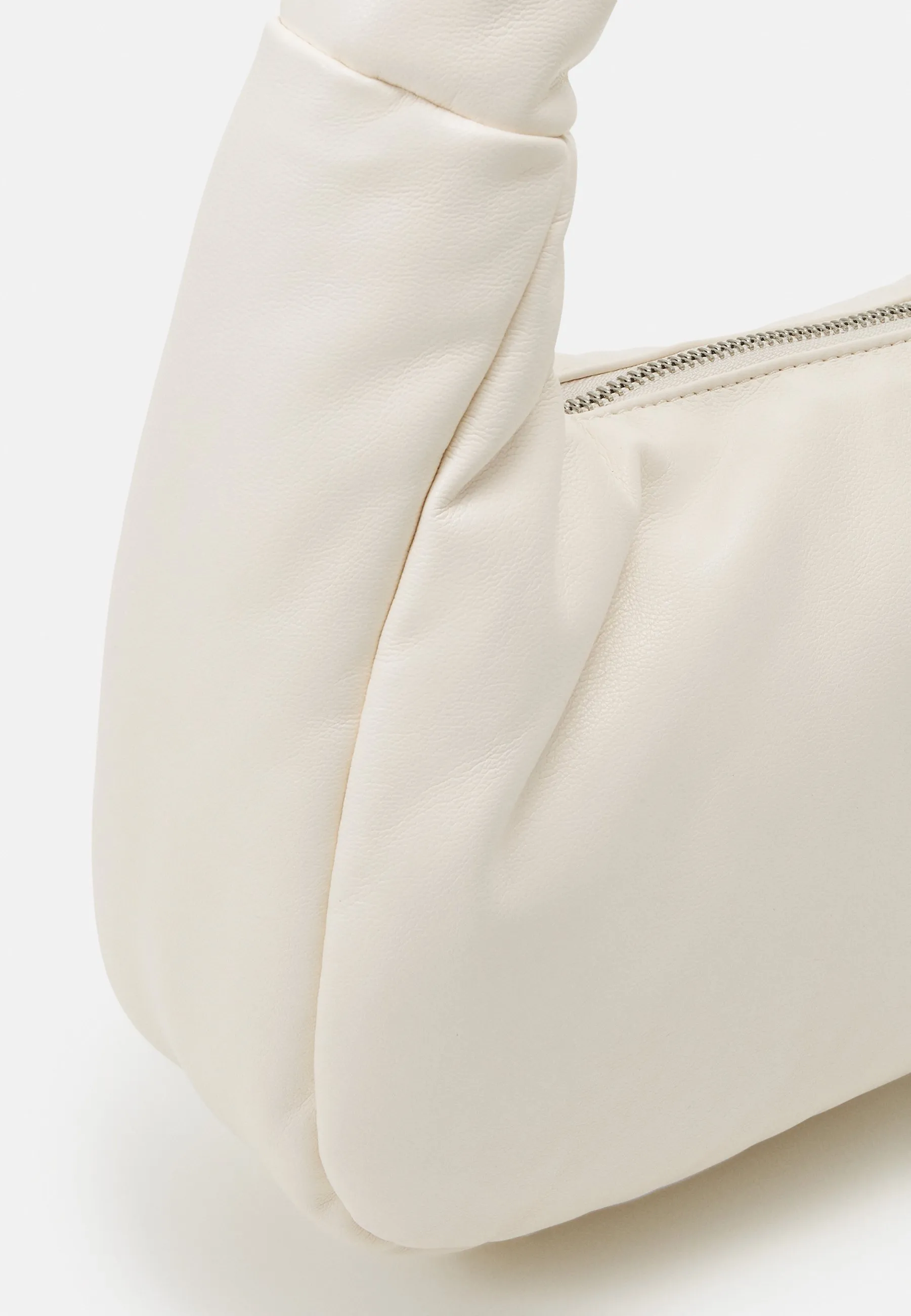 HANDBAG - Borsa a mano