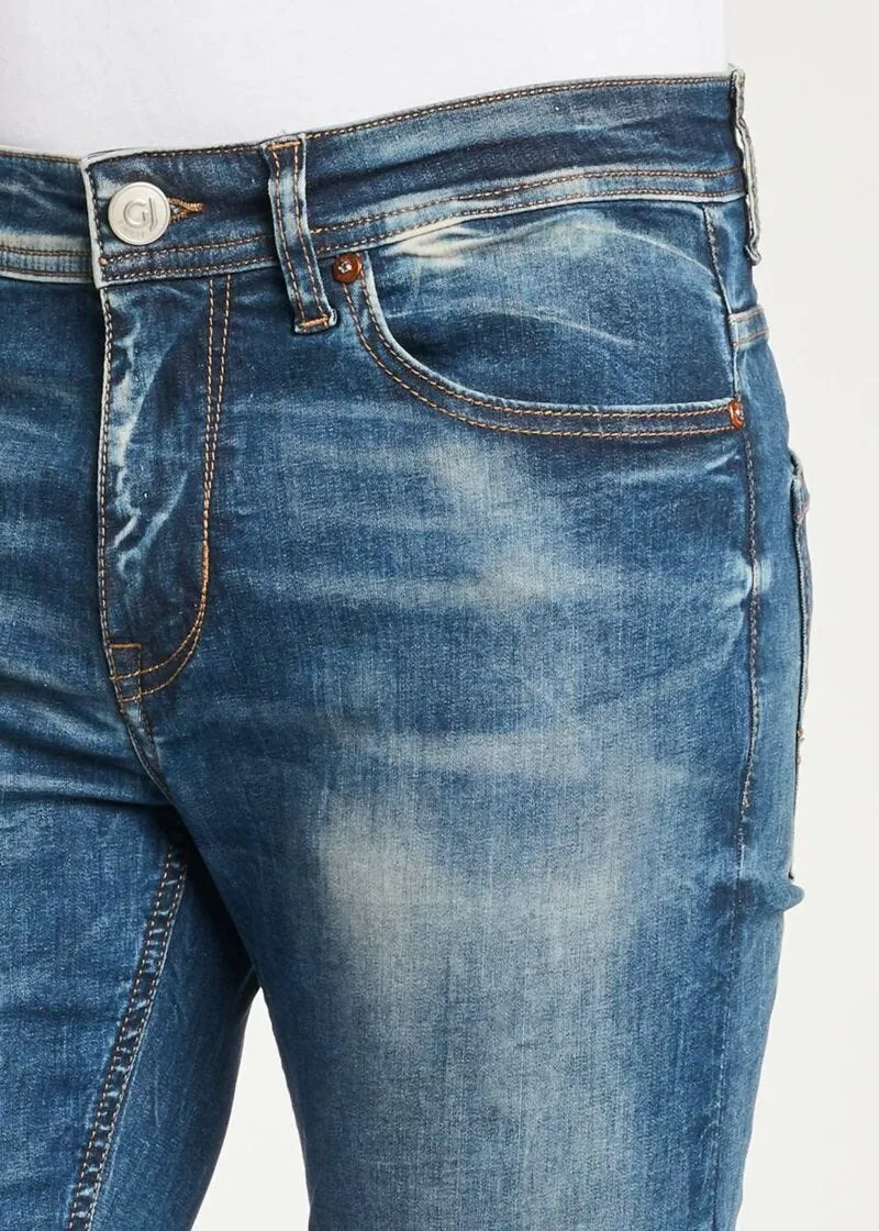 Jeans con lavaggio vintage washed