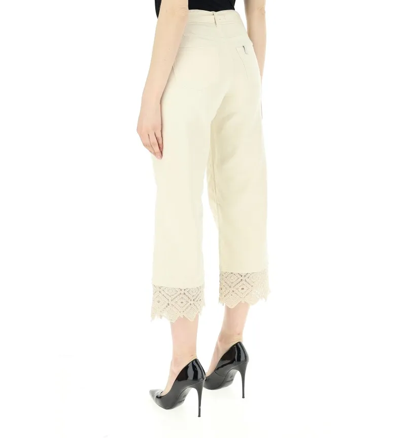 Jeans con pizzo