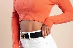 Maglietta in maglia con scollo a 