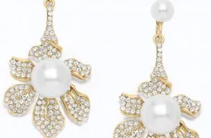 Orecchini eleganti con strass, bianchi