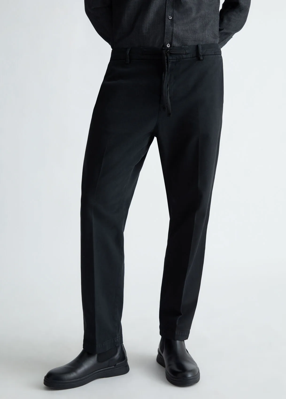 Pantaloni slim fit