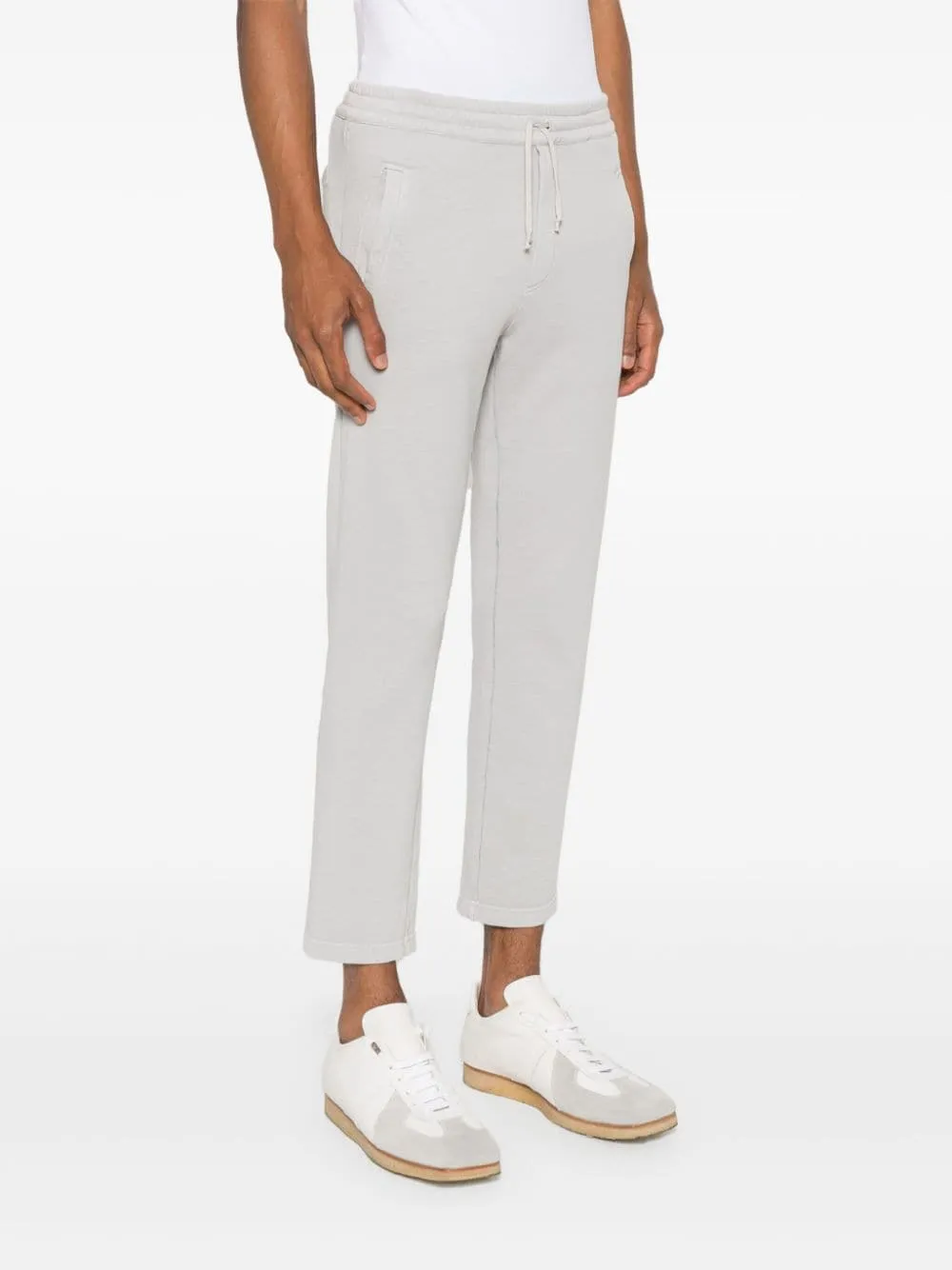Pantaloni sportivi affusolati in grigio di Cruciani - uomo