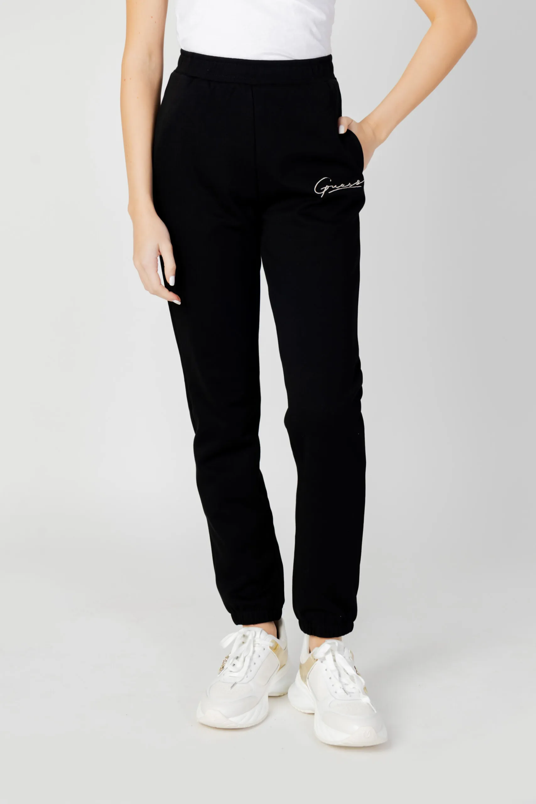Pantaloni sportivi Guess Active ALLYCIA CUFF LONG Nero