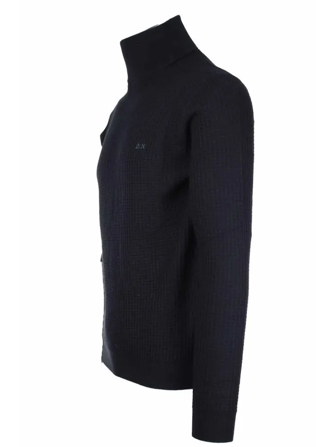 Pullover dolcevita con intarsi