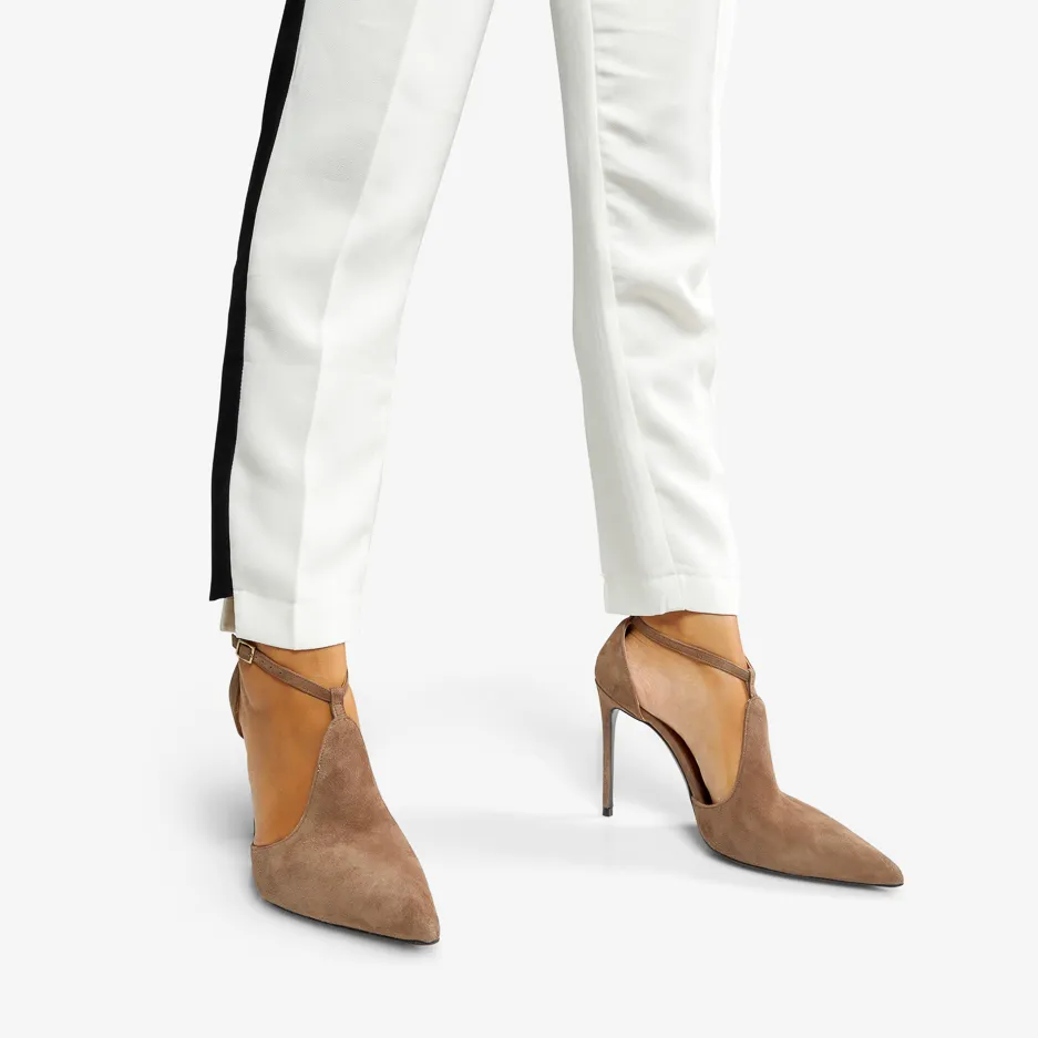 Pumps in Camoscio Tortora