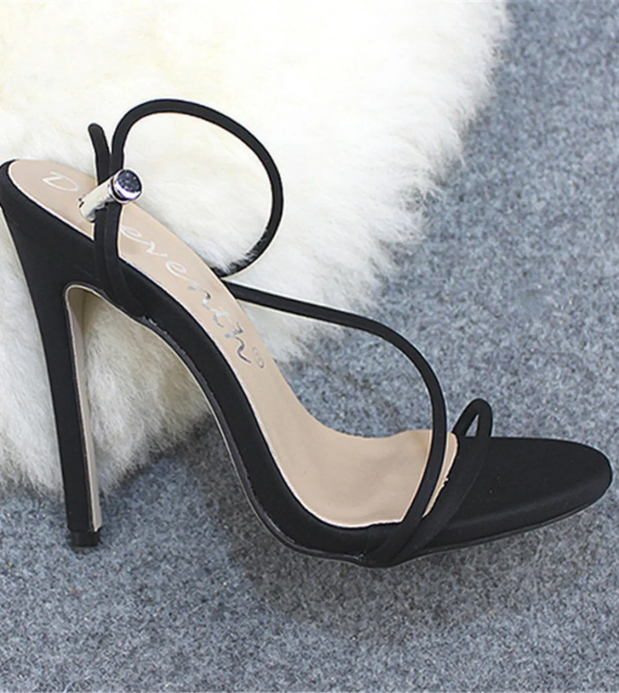 Sandalo estivo da donna con tacco arancione Sandalo con tacco da donna arancione Scarpe con tacco alto Sandali da donna