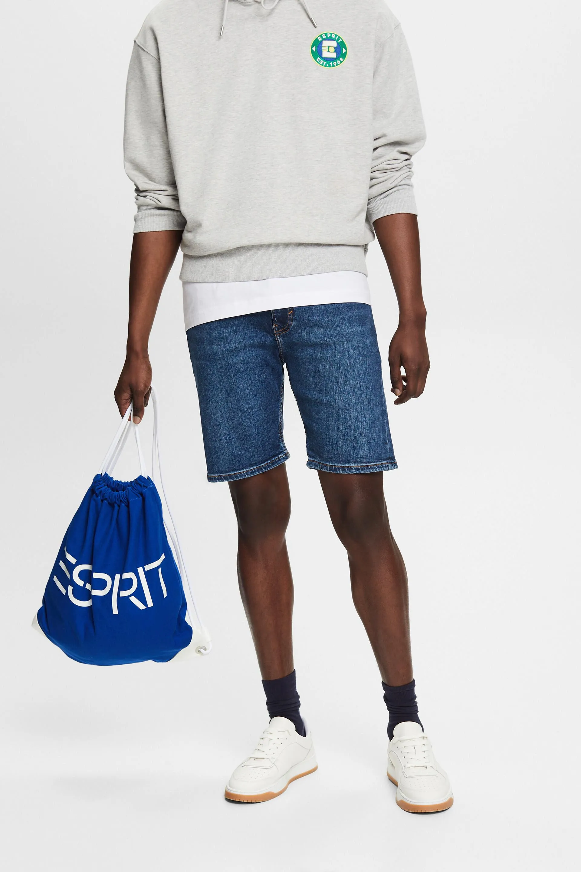 Shorts in denim dritti a vita media